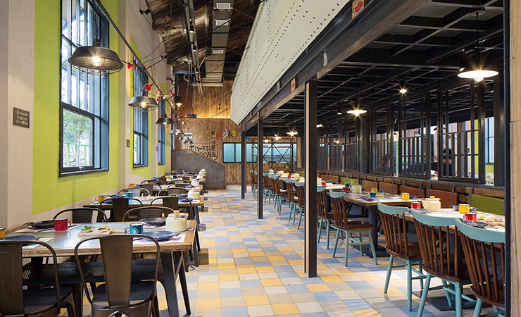 魚(yú)樂(lè )餐飲店設計施工